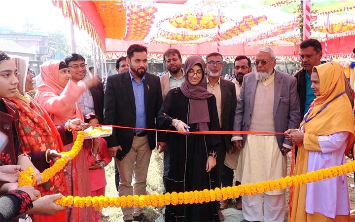 আদ্-দ্বীনের চক্ষু, ডায়াবেটিস ও দন্ত স্বাস্থ্য ক্যাম্প উদ্বোধন করলেন ফাতিহা আয়াত